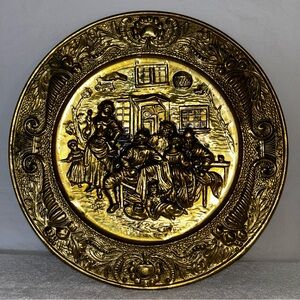 Vintage Brass Metal Wall Hanging Tavern Platter - Made in England